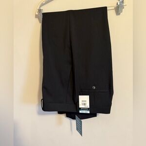 NWT Men’s Haggar Trousers / Slacks - 36 x 30 - Black